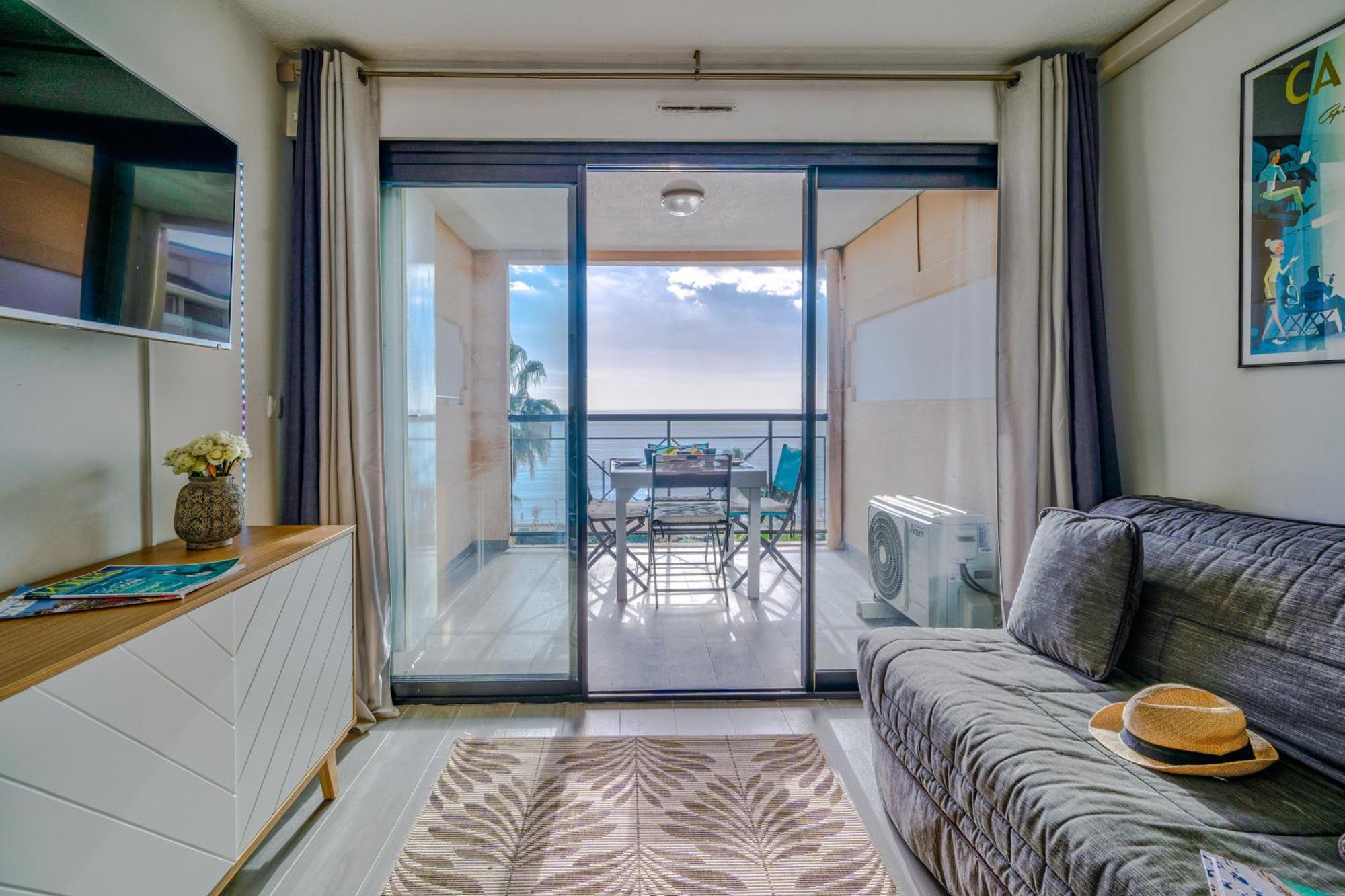 La Palme D'azur - * Cannes