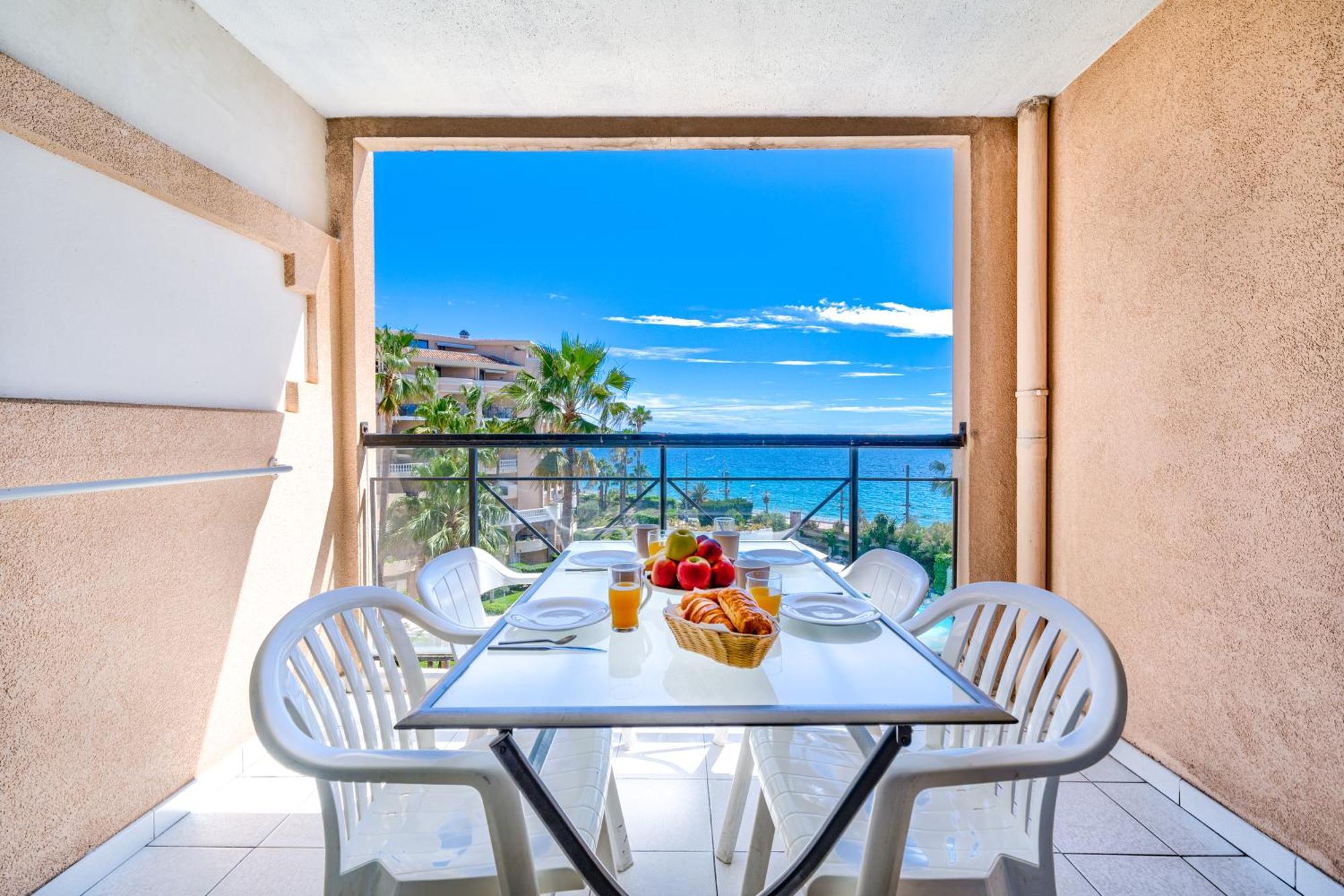 La Palme D'azur - Cannes
